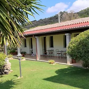 Domo Minnannu Miriu Bed and breakfast